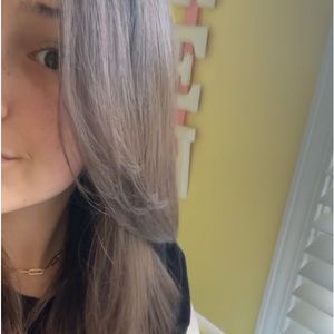 Meet your Posher, Lauren